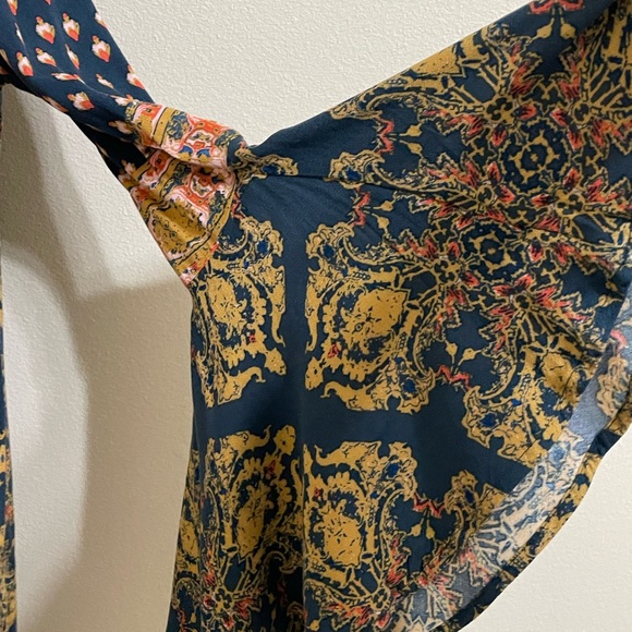 FREE PEOPLE Magic Mystery Blue Gold Coral Print Retro Bell Sleeve Tunic Mini - Picture 6 of 11